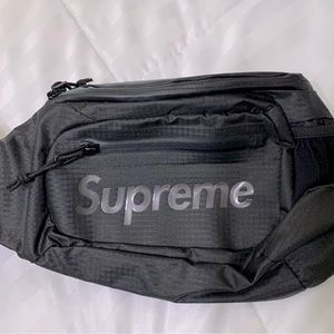 Supreme Fanny bag / shoulder bag